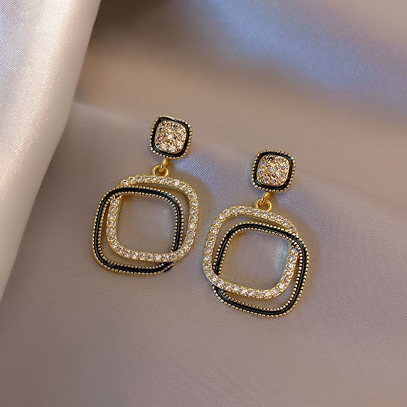 【Good sharing!】S925 Silver Needle Full Diamond Geometric Square Earrings 2023 New Fashion High-end Light Luxury Niche Design Earrings for Women