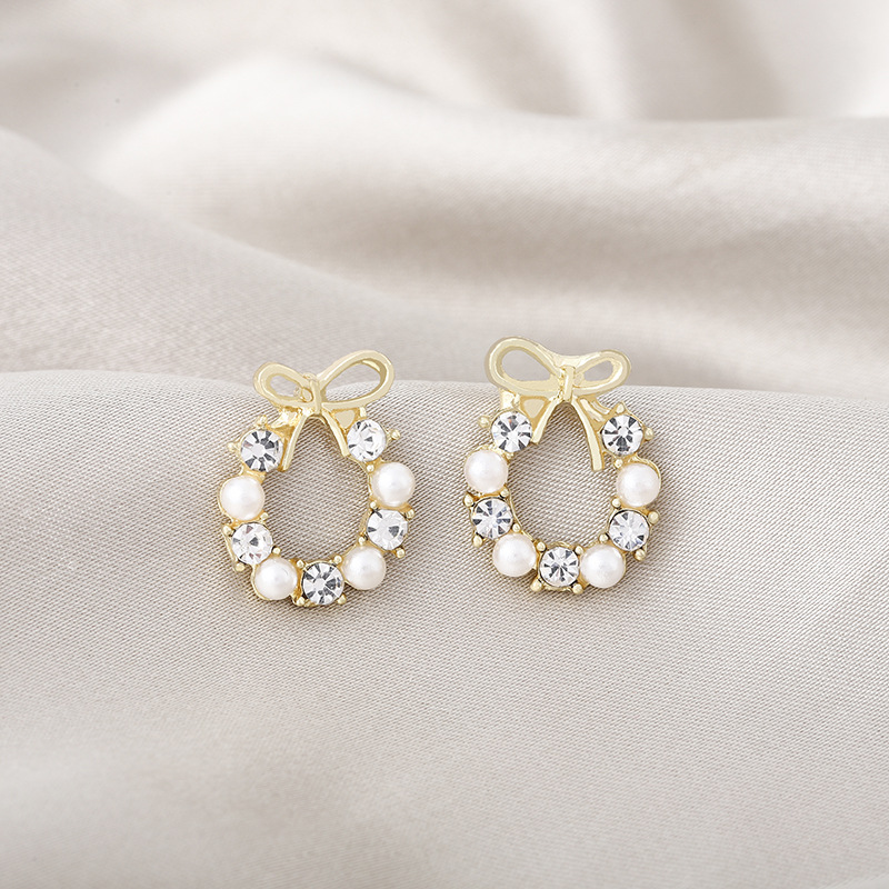 【Special offer】S925 Silver Needle Pearl Wreath Earrings Elegant Simple Small Ear Stud Women's Butterfly Light Luxury