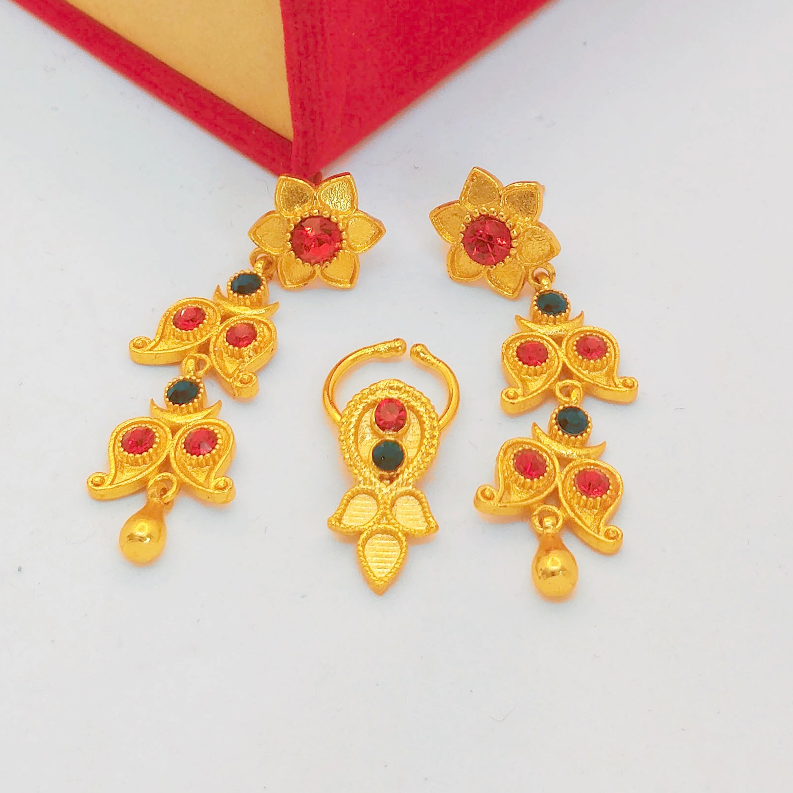 Limbu Earring Yarling One Pair And Bulaki For Women