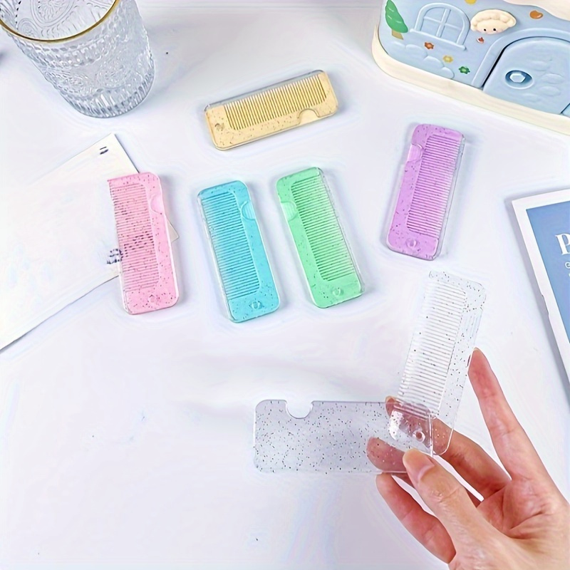 Vylon 1pc Cute Color Small Comb, Portable Comb For Home And Outdoor Camping, Mini Folding Comb, Hair Styling Comb
