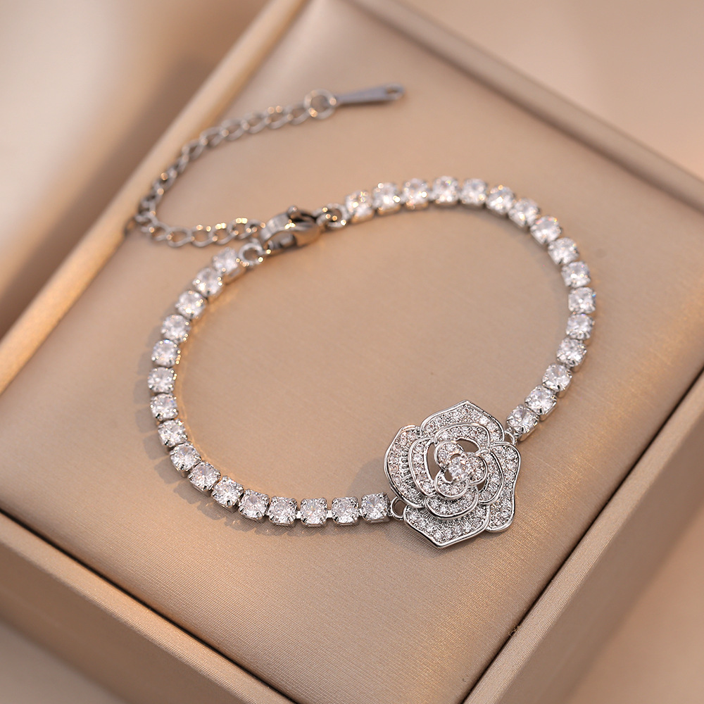 【Mega New Camellia Zircon Simple Elegant Japanese-Korean Style Fashion Niche Sweet Bracelet