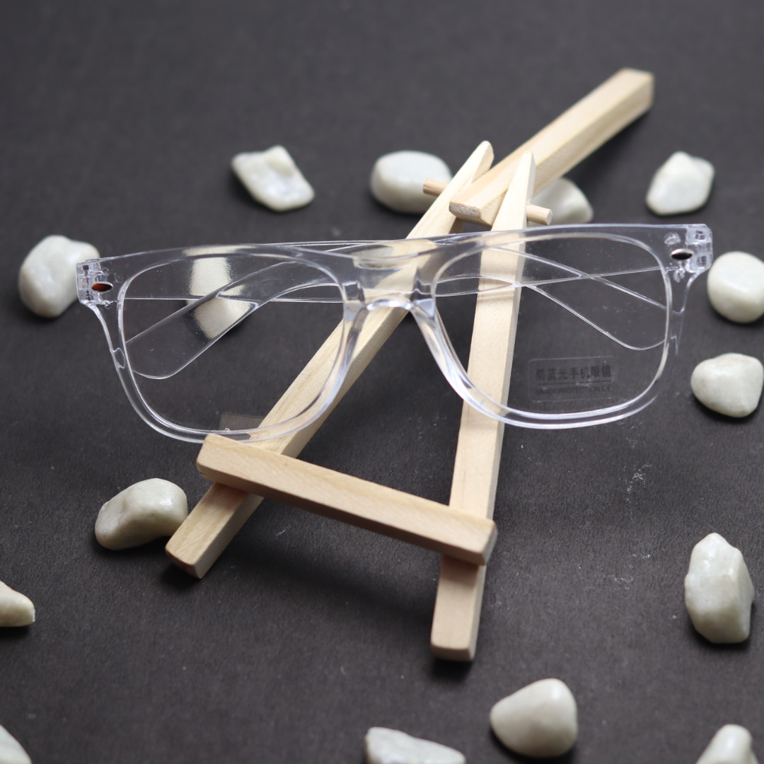 Cut UV Protected Anti Scratch Glass For Unisex