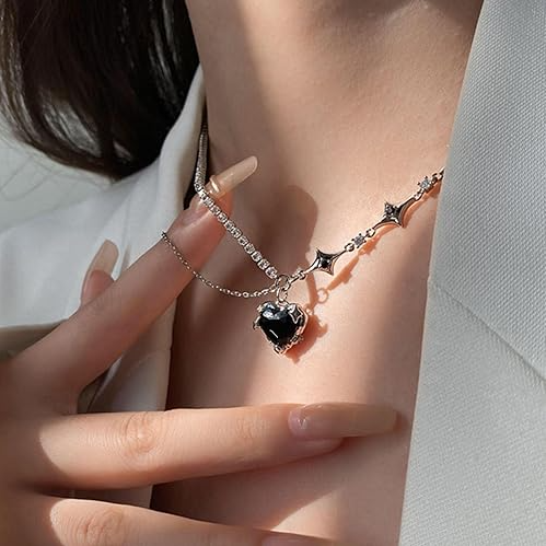 Y2K Heart Crystal Diamond Necklace for Women - Silver Asymmetric Chain Pendant, Aesthetic Rhinestone Jewelry Pink or Black