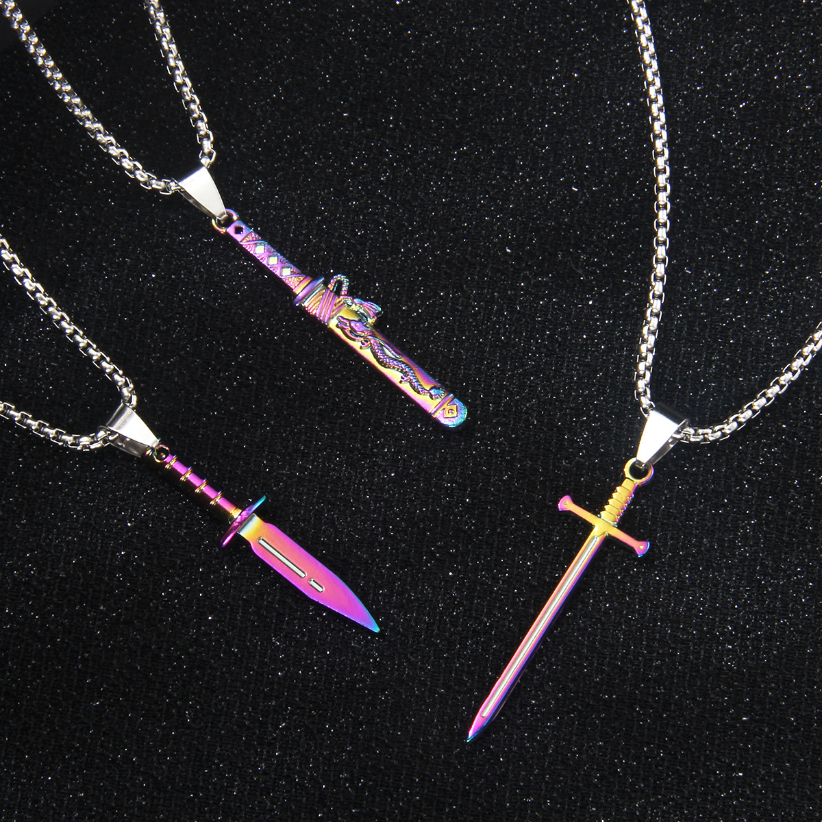 【New Arrivals】Niche domineering colorful model stainless steel necklace colorful sword fencing chain men