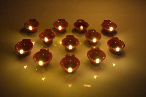Water sensor floating diya led light diwaliPlastic LED Water Sensor Diyas with Water Sensing Technology