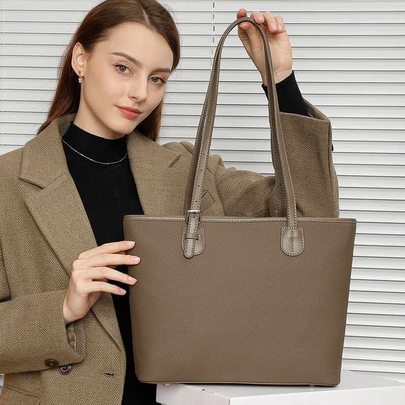 Large Capacity Tote Bag for Women Genuine Leather 2025 Spring Summer New High-end Niche Shoulder Bag Fashion Versatile Bucket Bag