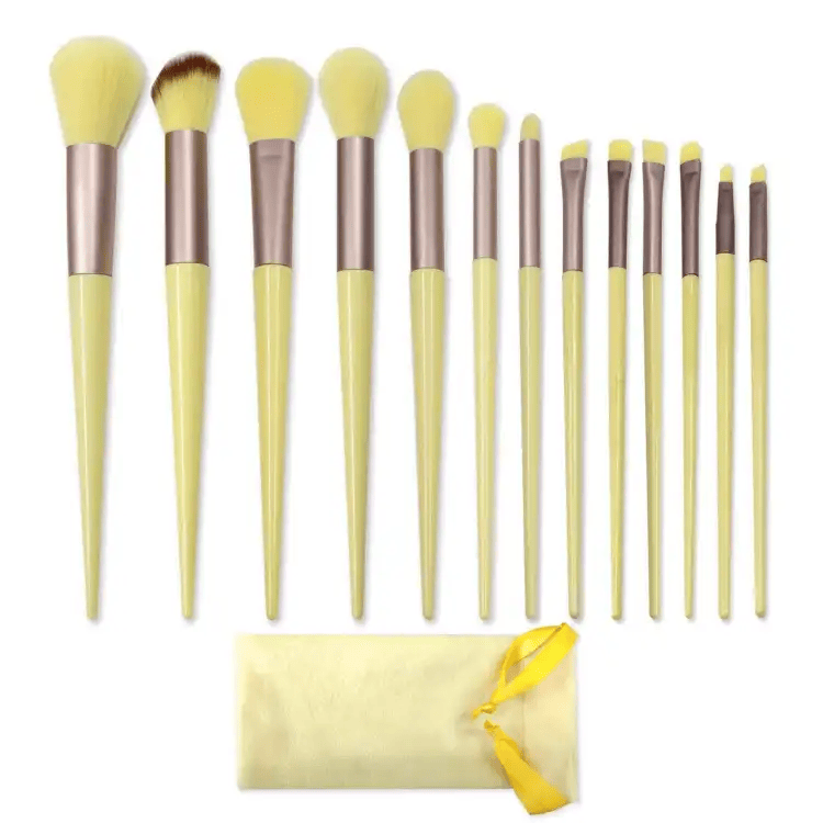 Beautiful Makeup Brush in yellow color ,13 pieces makeup brush