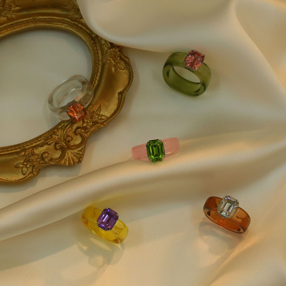 Retro Elegant Acrylic Irregular Women Transparent Finger Ring Geometric Resin Rings