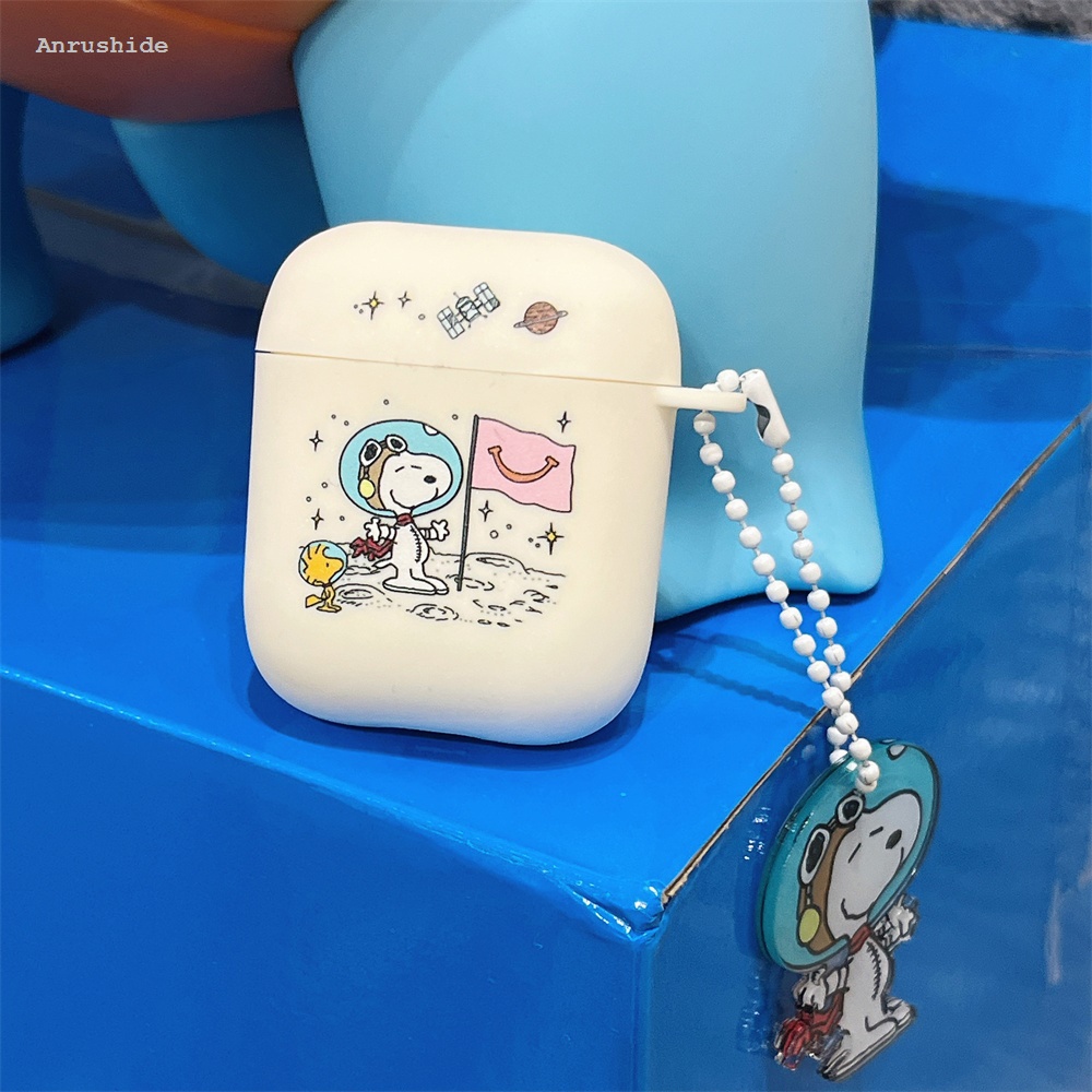 HOT Anrushide Snoopy Soft Silicone Earphone Case For Airpods 4 3 2 1 Pro 2 Generation Sales promotion 3D Pendant Headphone Protective Cover for AirPods Pro2