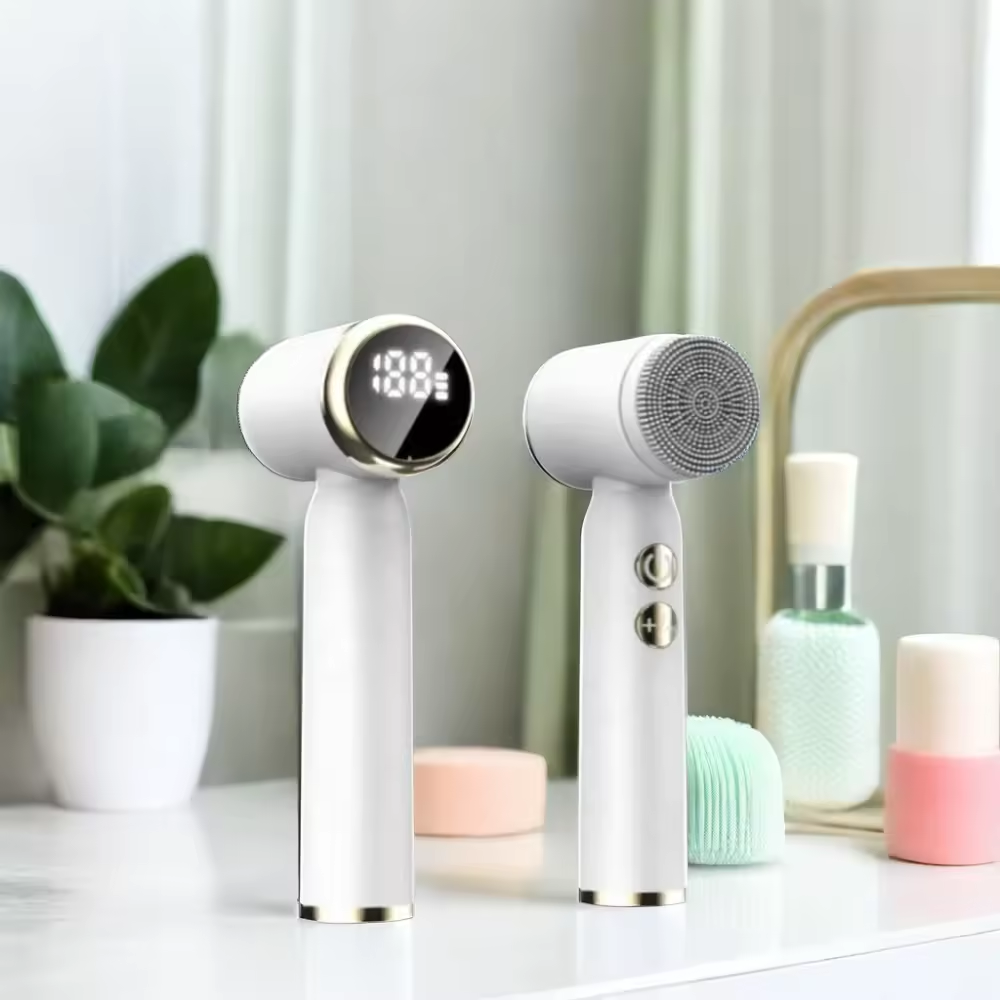 Facial massager Electric cleaning brush Waterproof soft silicone face wash brush 6 in 1 silicone rotary brush for deep cleaning