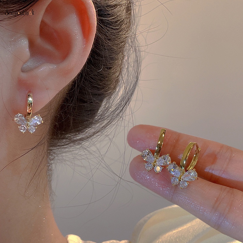 【Hot-Selling】 1Pair Girls Sweet Temperament Zircon Butterfly Earrings Niche Simple Exquisite Small Ear Buckles for Daily Versatile Jewelry