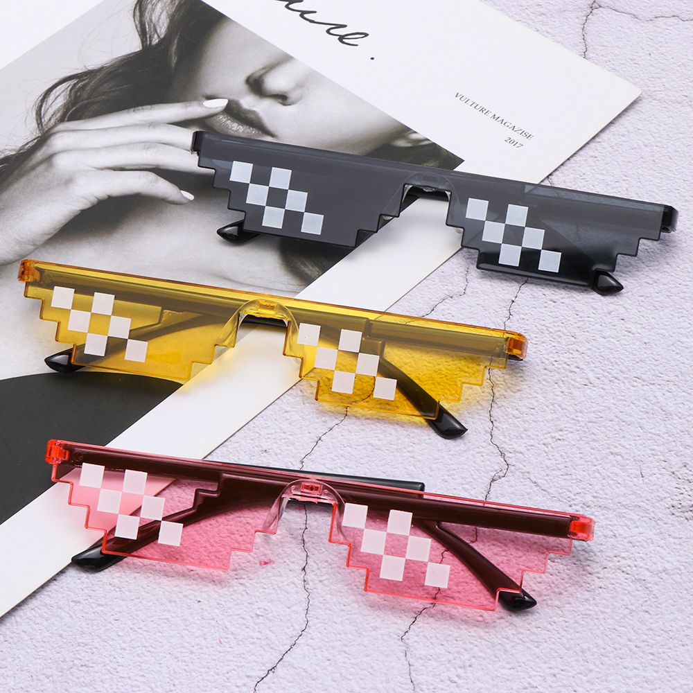 Portable Black Mosaic Sunglasses Funny Toy Mosaic Strip Sunglasses Trick Toy Retro Thug Life Glasses Deal With It Glasses Pixel Women Men