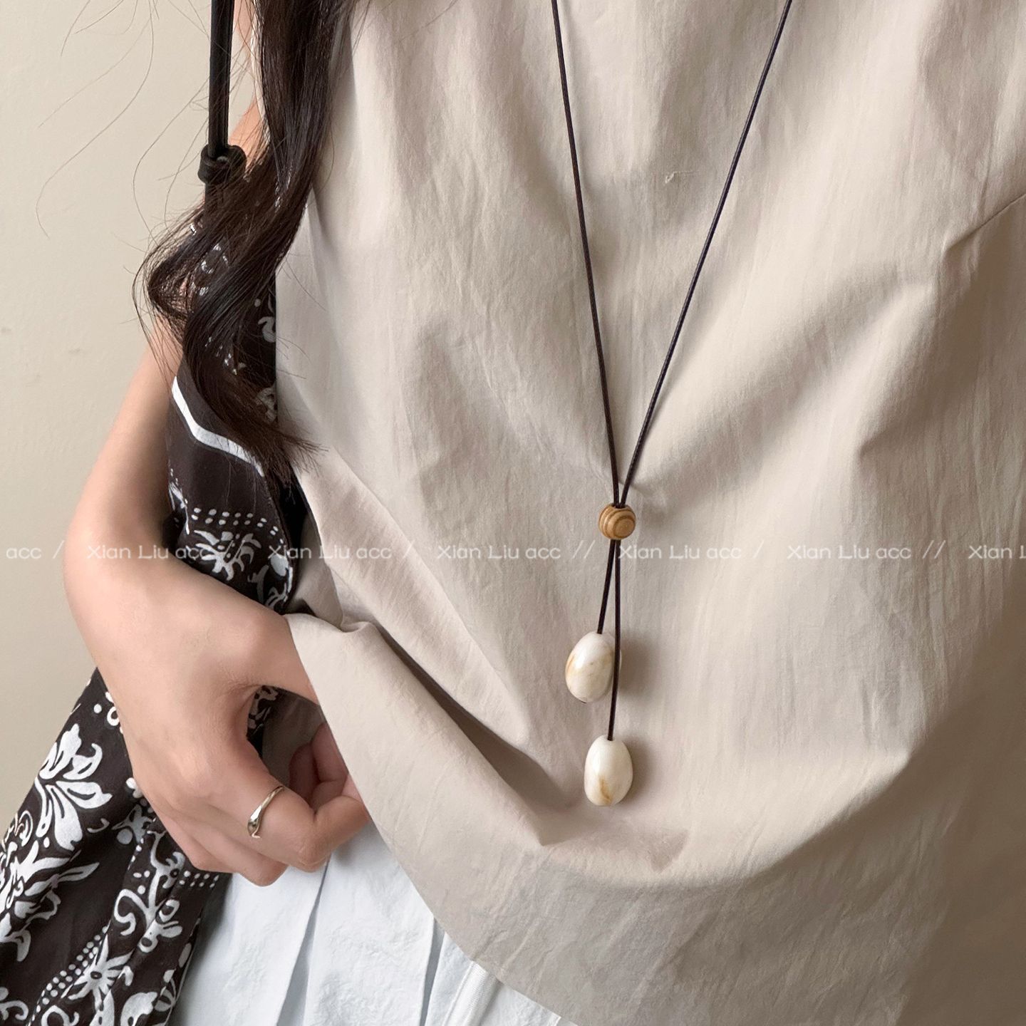 New Chinese-style retro ethnic drawstring long necklace for women with irregular pendant, versatile and stylish sweater chain accessory