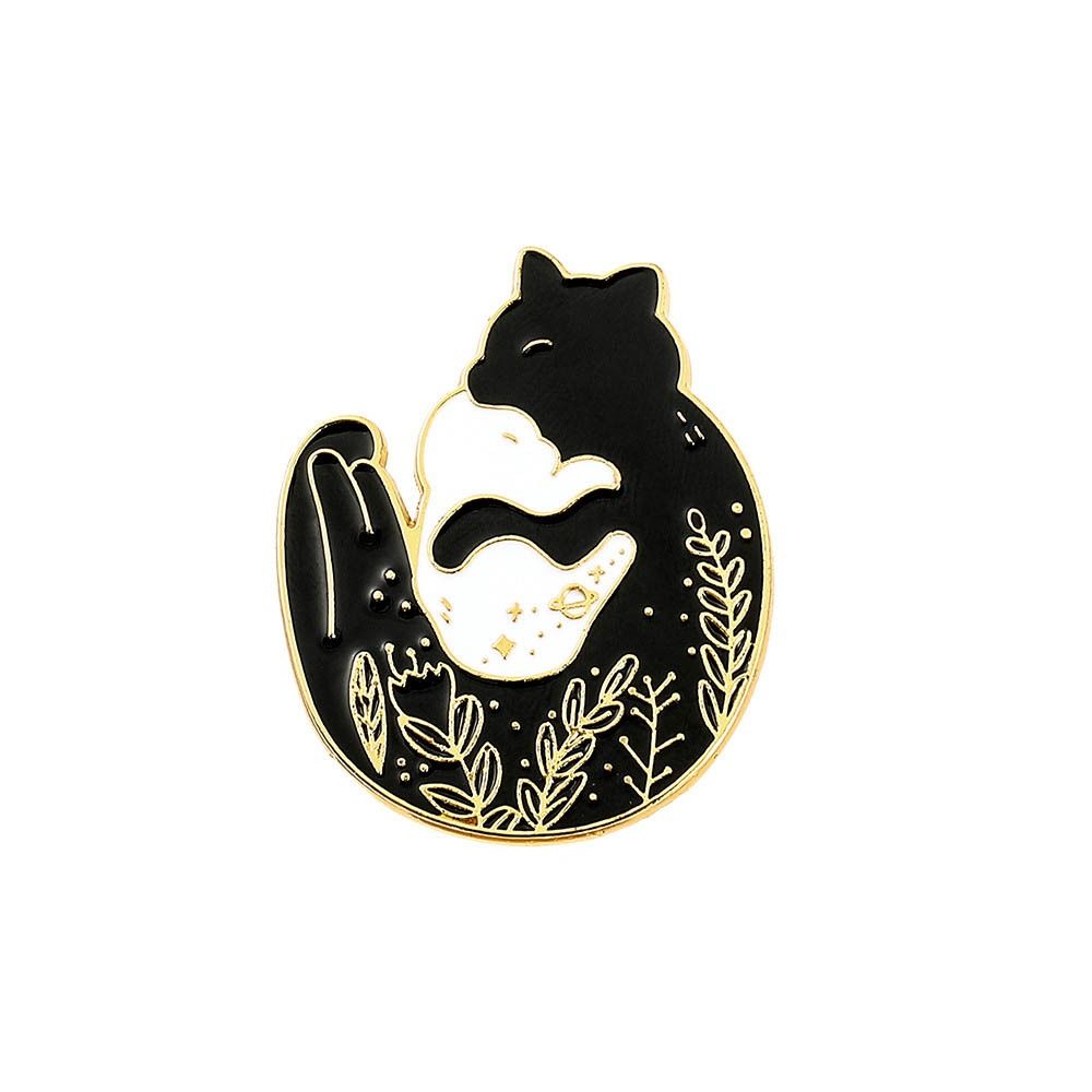 Clothing Accessories Cute Cartoon Cats Lapel Pin Funny Fashion Metal Badge Creative Retro Black White Cats Brooch Jewelry Gift